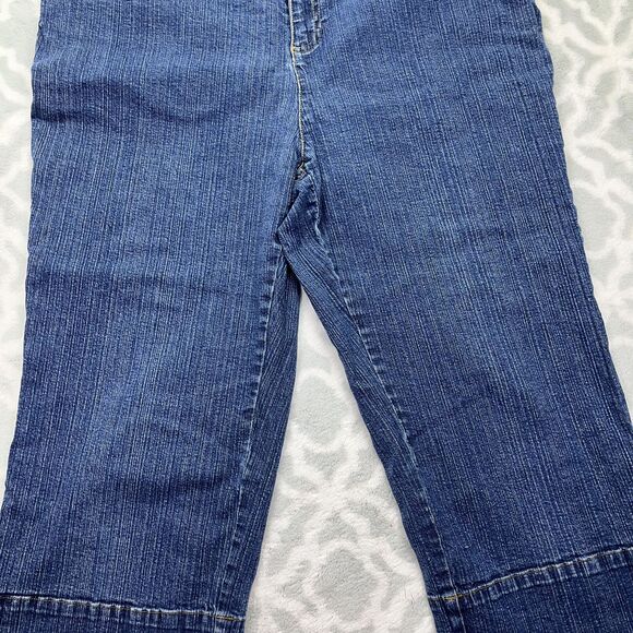 Style & Co Women's Straight Leg Crop Jeans Blue Medium Wash Denim Size 16‎ - Picture 3 of 16